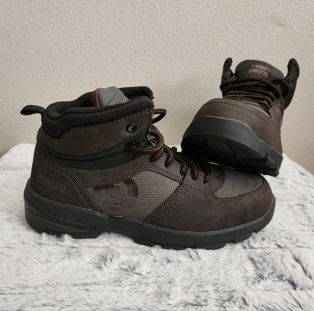 Ecko Unltd. Boys Dark Brown High-Top Shoes Size 5.5 - NIB